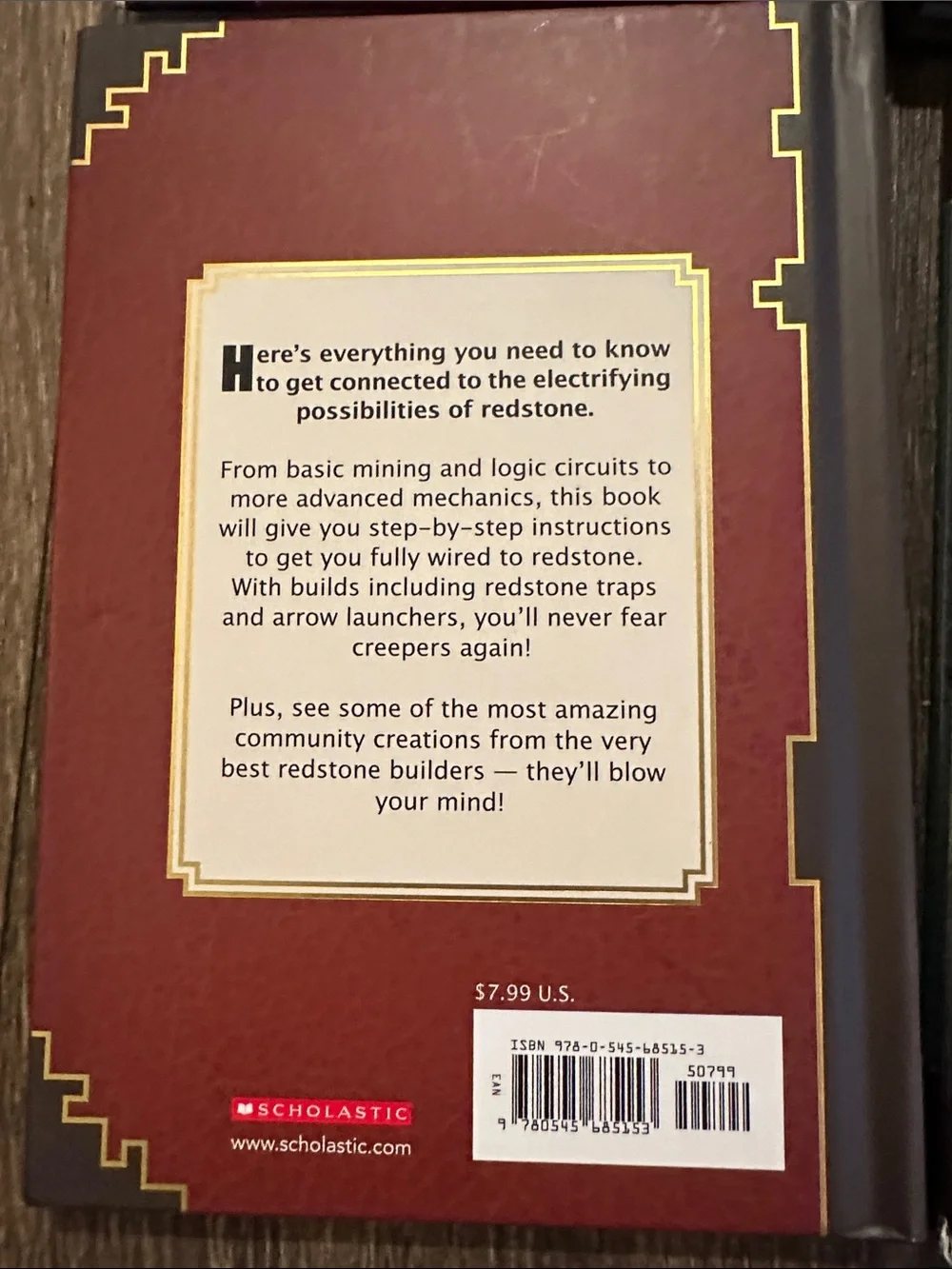 Minecraft set of 4 handbook Set combat, redstone, essential, and construction